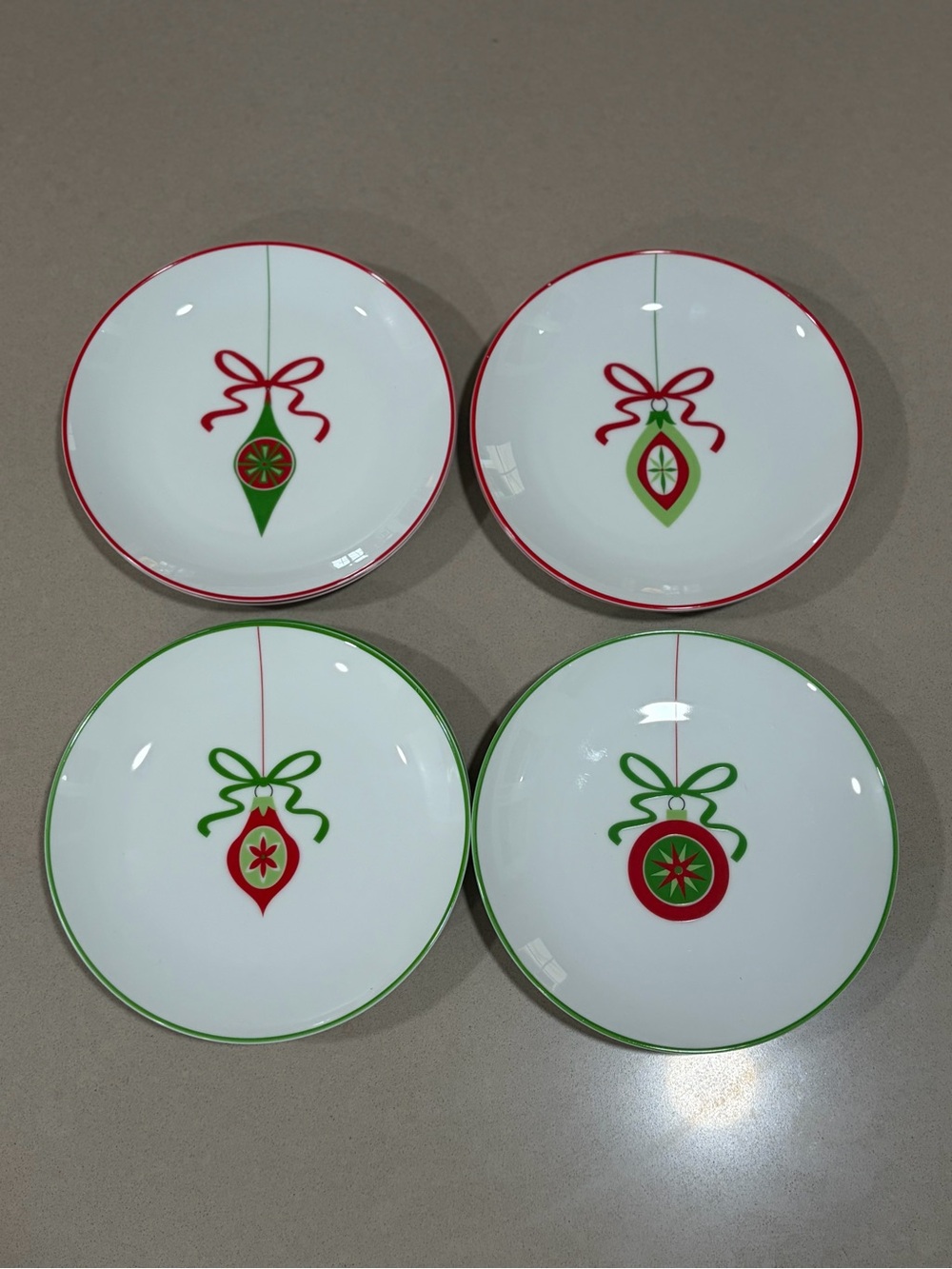 Crate & Barrel Holiday Christmas Ornament 8” Salad Dessert Plates Set of 8